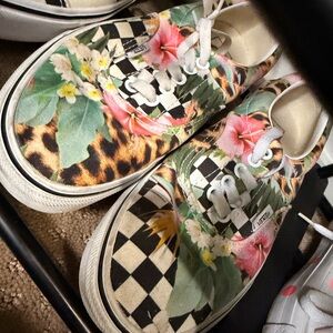 Vans Women's Floral and Checkered Sneakers